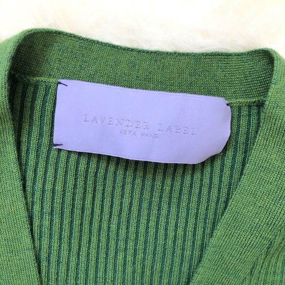 Vera Wang cardigan - Picture 3 of 6